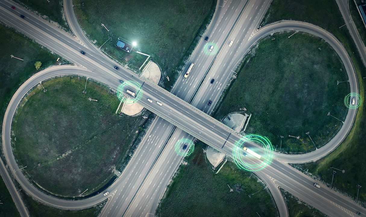 Elektronická kniha jízd pro všechny typy vozidel – konec papírování v dopravě